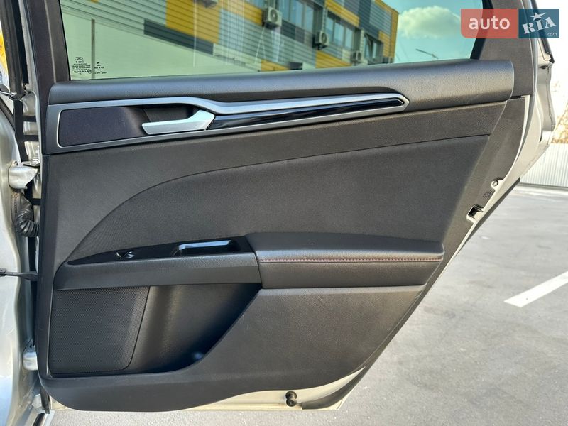 Седан Ford Fusion 2016 в Киеве