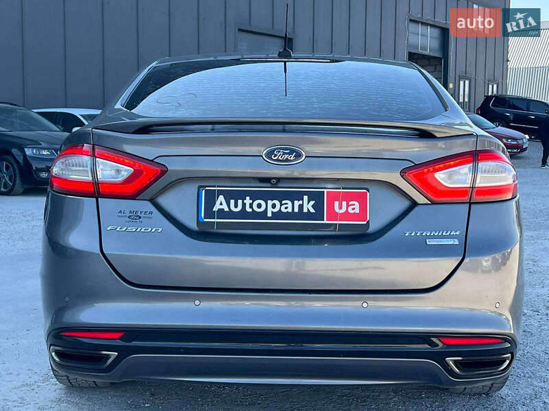 Седан Ford Fusion 2014 в Львові