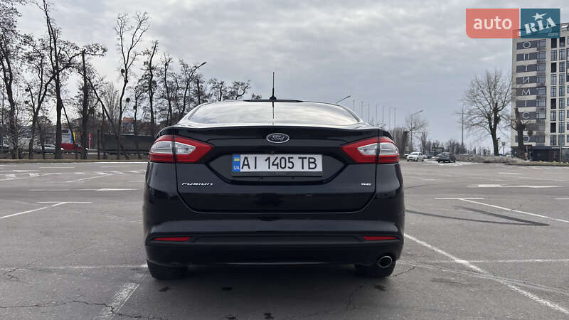 Седан Ford Fusion 2015 в Киеве