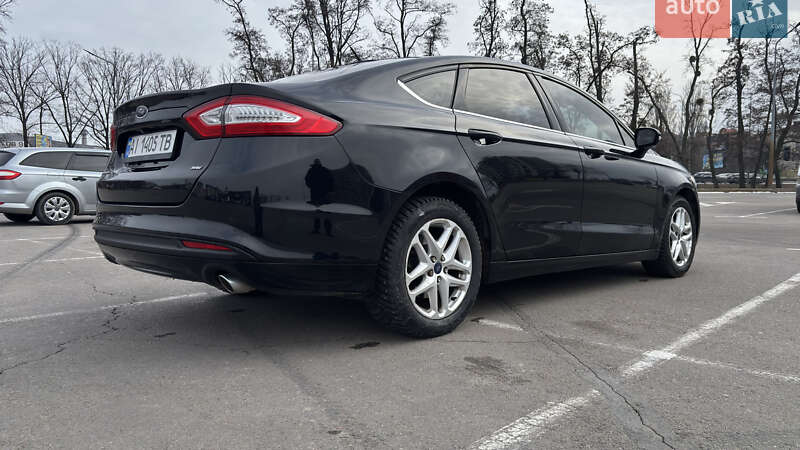 Седан Ford Fusion 2015 в Киеве