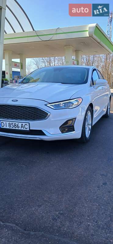 Седан Ford Fusion 2018 в Киеве
