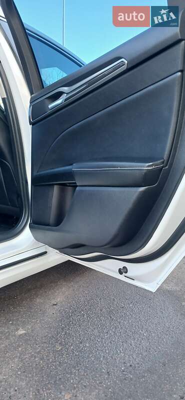 Седан Ford Fusion 2018 в Киеве