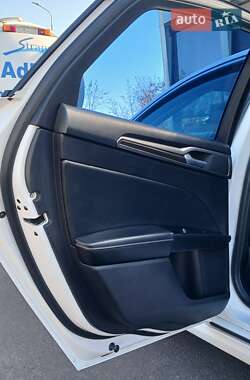 Седан Ford Fusion 2018 в Киеве