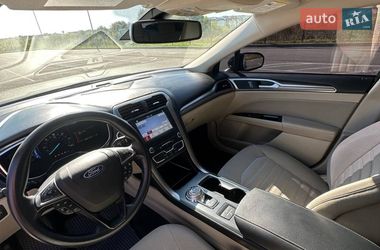 Седан Ford Fusion 2017 в Ровно