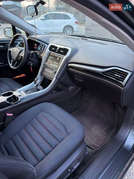 Седан Ford Fusion 2015 в Ивано-Франковске