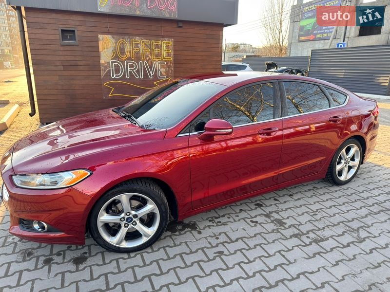 Седан Ford Fusion 2015 в Киеве