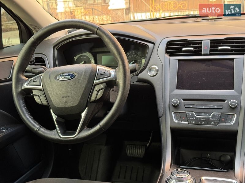 Седан Ford Fusion 2018 в Киеве