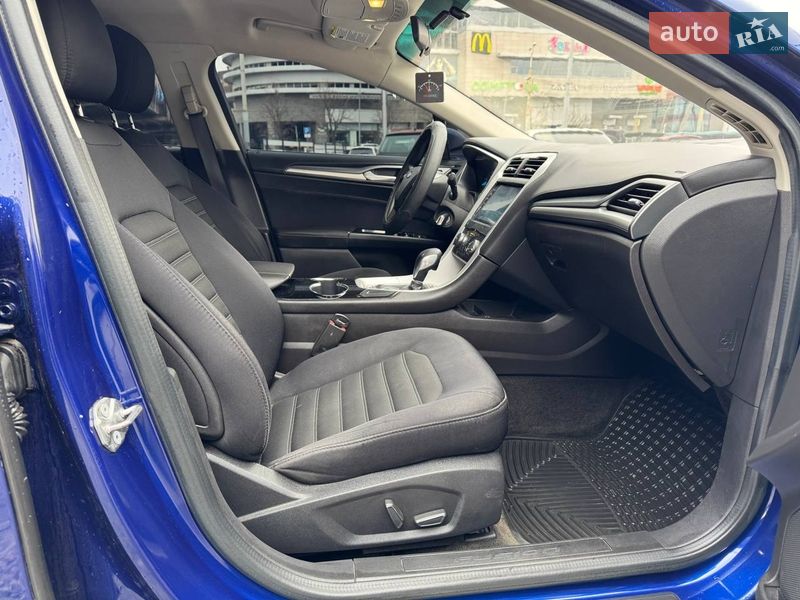 Седан Ford Fusion 2015 в Днепре