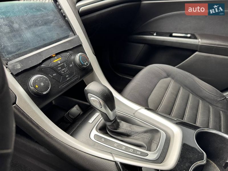 Седан Ford Fusion 2015 в Днепре