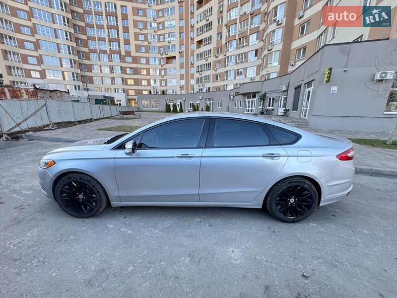Седан Ford Fusion 2014 в Києві
