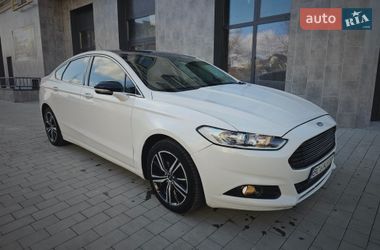 Седан Ford Fusion 2014 в Львове