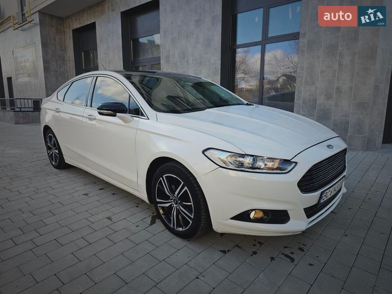 Седан Ford Fusion 2014 в Львове