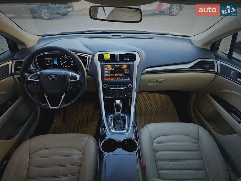 Седан Ford Fusion 2014 в Львове
