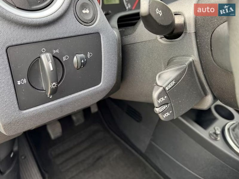 Хэтчбек Ford Fusion 2009 в Радивилове фото 29 Хэтчбек Ford Fusion 2009 в Радивилове