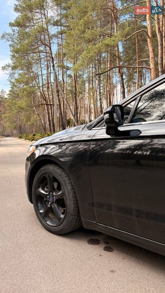 Седан Ford Fusion 2014 в Новомосковську