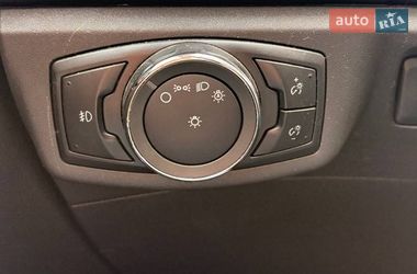 Седан Ford Fusion 2014 в Новомосковську