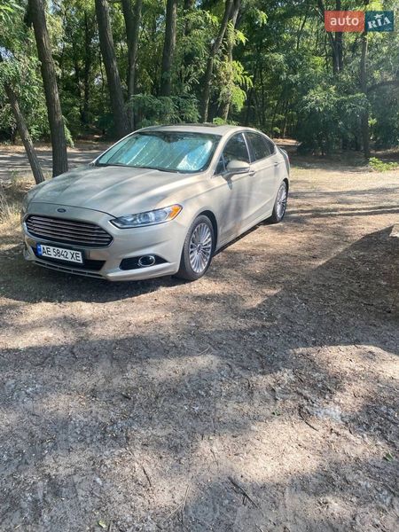 Седан Ford Fusion 2015 в Дніпрі