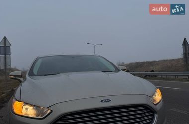 Седан Ford Fusion 2015 в Дніпрі