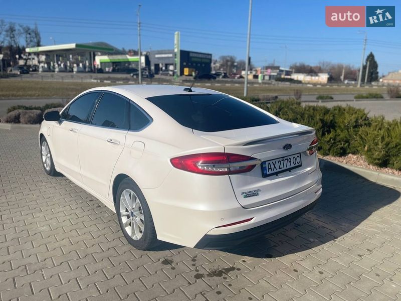 Седан Ford Fusion 2019 в Харькове