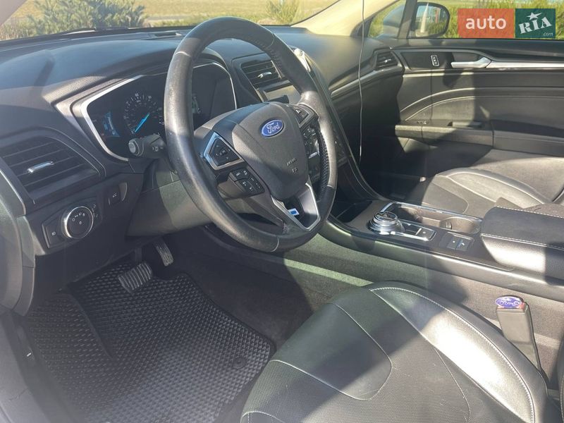 Седан Ford Fusion 2019 в Харькове