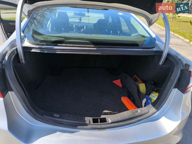 Седан Ford Fusion 2014 в Кременчуге