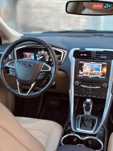 Седан Ford Fusion 2013 в Киеве