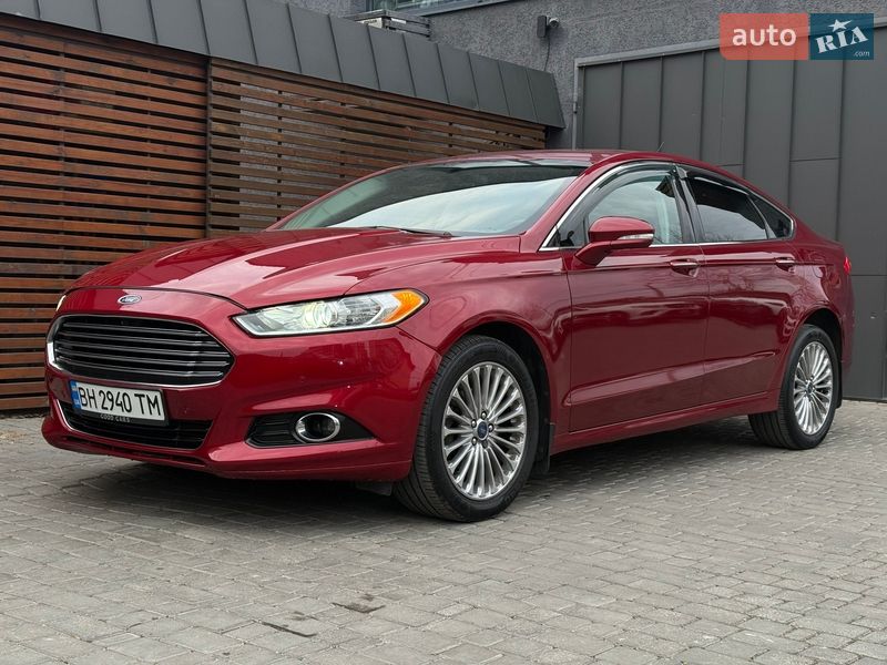 Седан Ford Fusion 2014 в Одесі