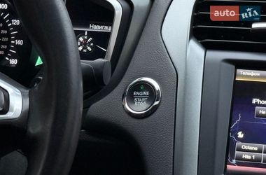 Седан Ford Fusion 2014 в Одесі