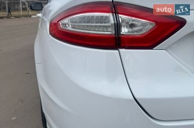 Седан Ford Fusion 2015 в Прилуках