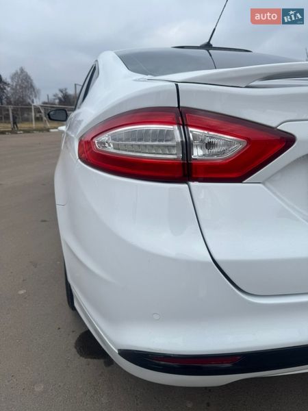 Седан Ford Fusion 2015 в Прилуках