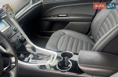 Седан Ford Fusion 2015 в Прилуках