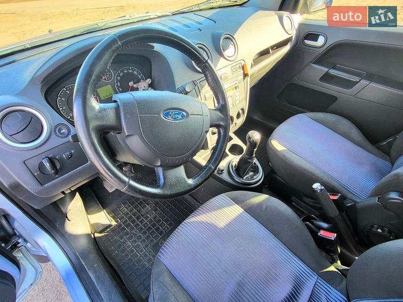 Хэтчбек Ford Fusion 2007 в Киеве