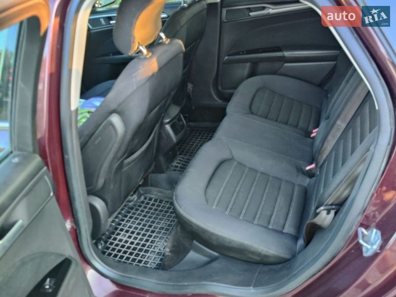 Седан Ford Fusion 2013 в Тернополе