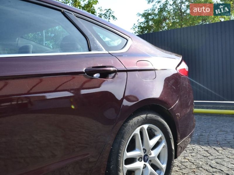 Седан Ford Fusion 2013 в Тернополе