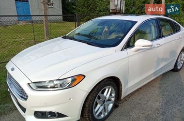 Седан Ford Fusion 2014 в Луцке