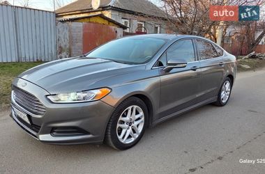 Седан Ford Fusion 2013 в Черкасах