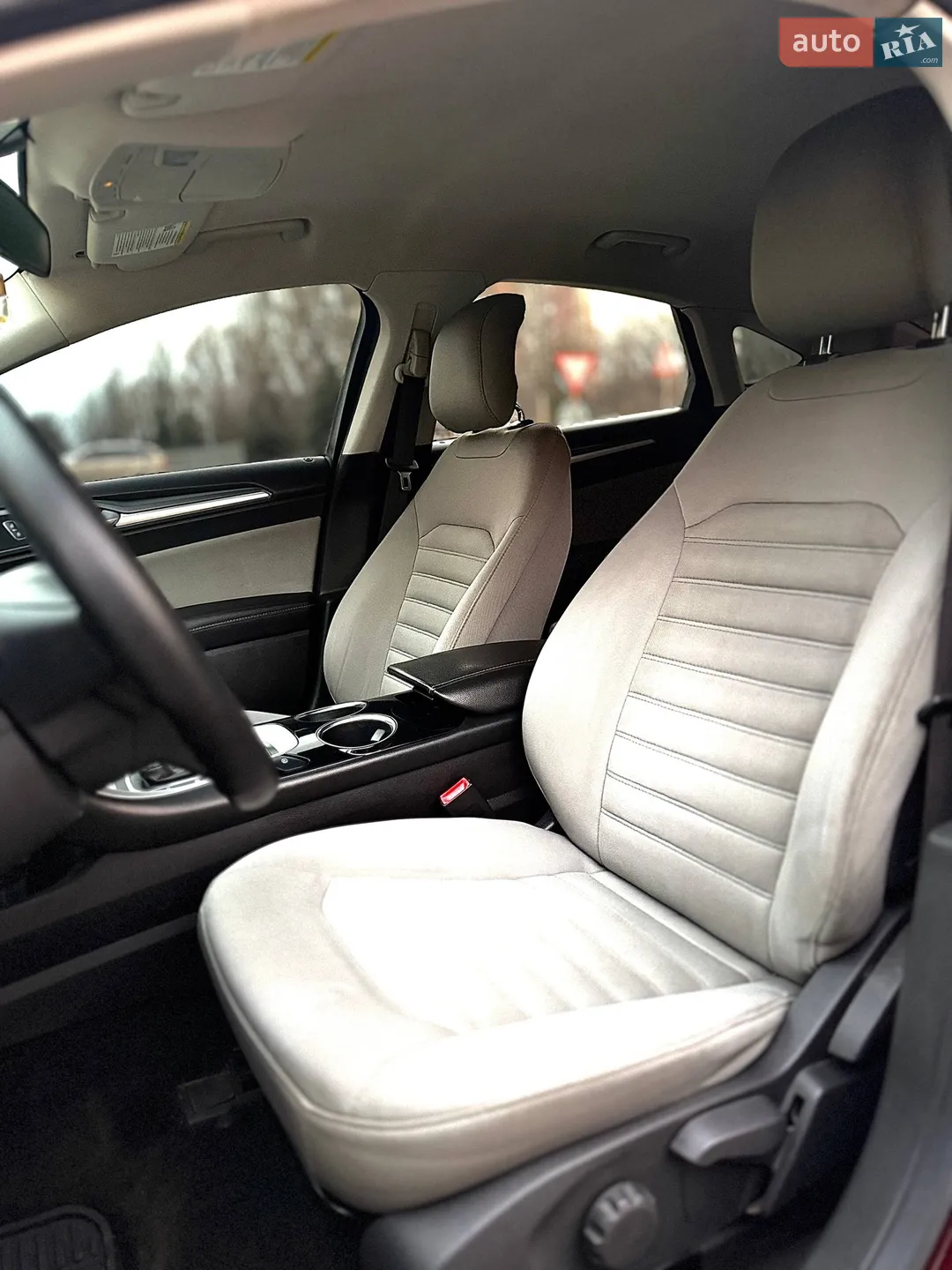 2013 Ford Fusion - мініатюра 22