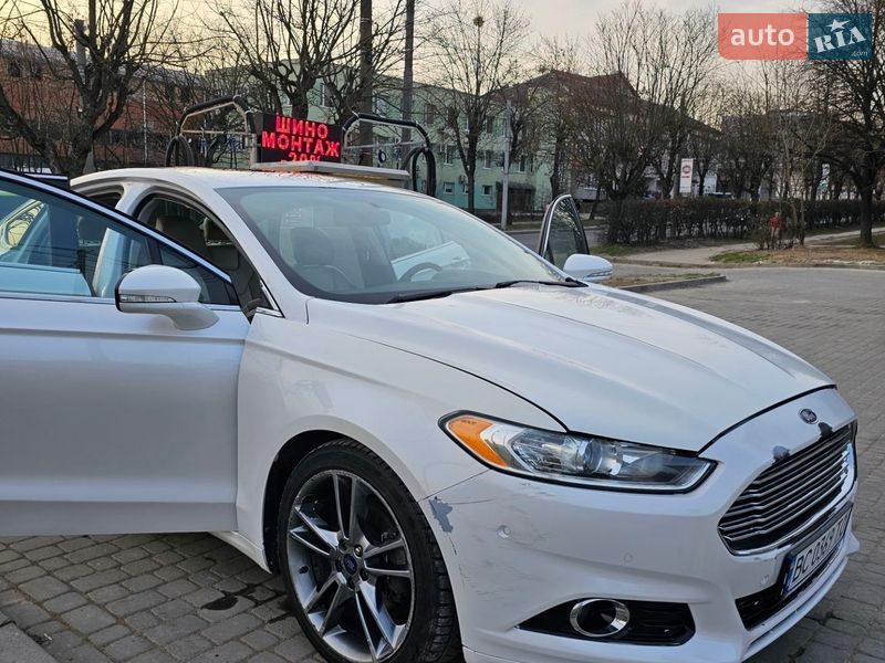 Седан Ford Fusion 2014 в Львове
