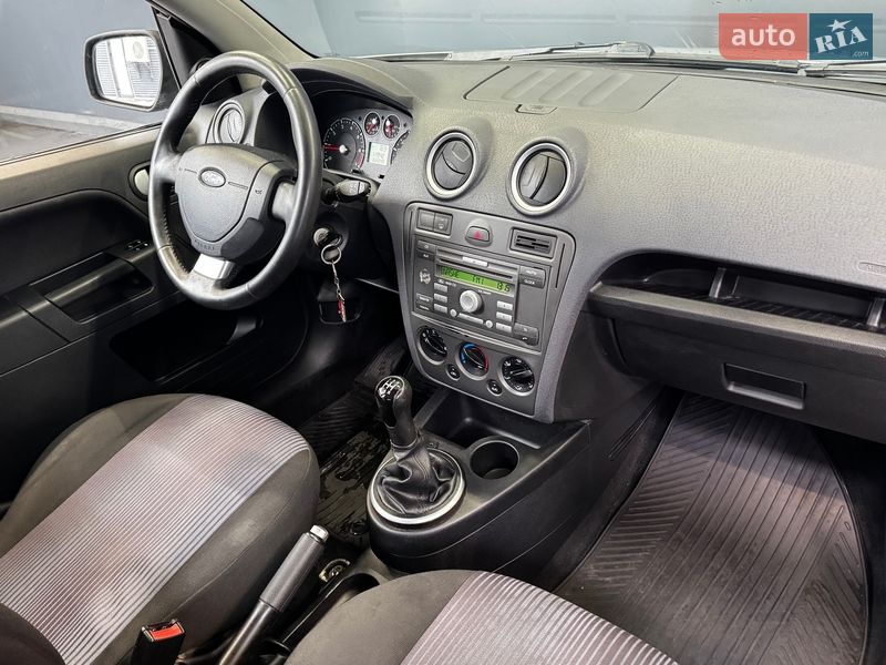 Хэтчбек Ford Fusion 2011 в Киеве