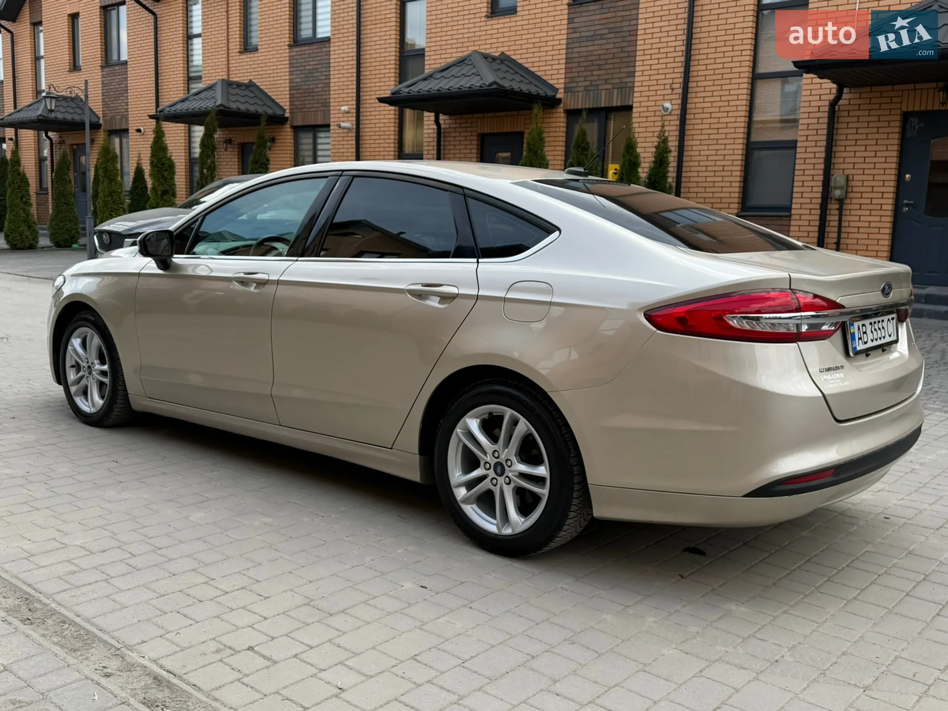 2016 Ford Fusion - мініатюра 8