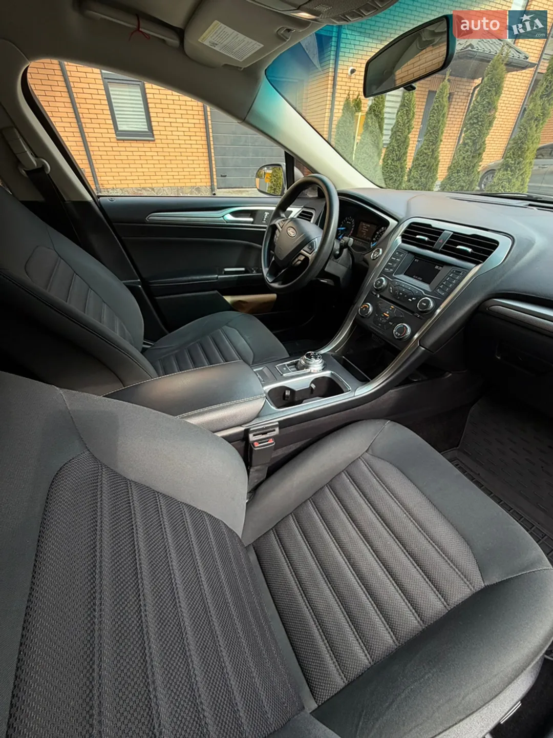 2016 Ford Fusion - мініатюра 25