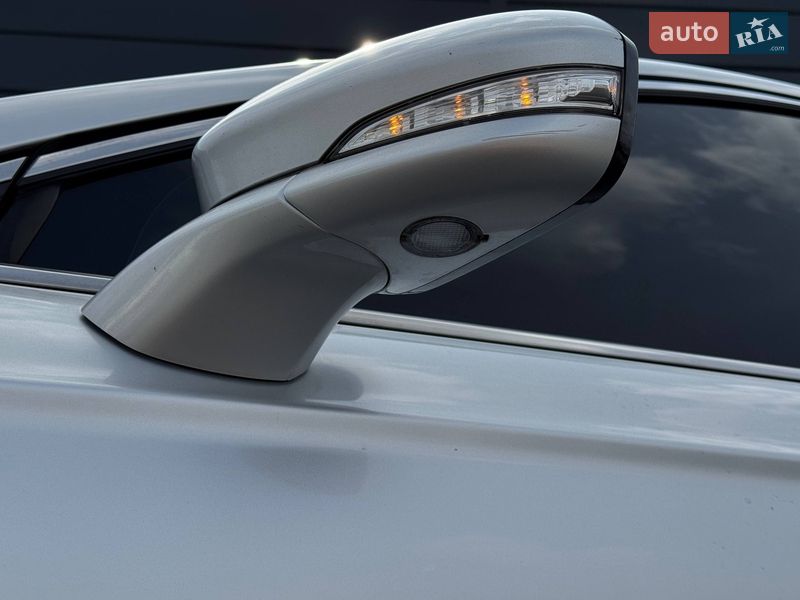 Седан Ford Fusion 2013 в Ровно фото 8 Седан Ford Fusion 2013 в Ровно