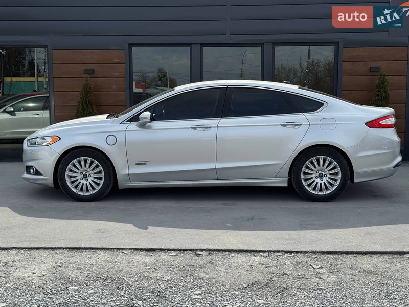 Седан Ford Fusion 2013 в Ровно фото 20 Седан Ford Fusion 2013 в Ровно