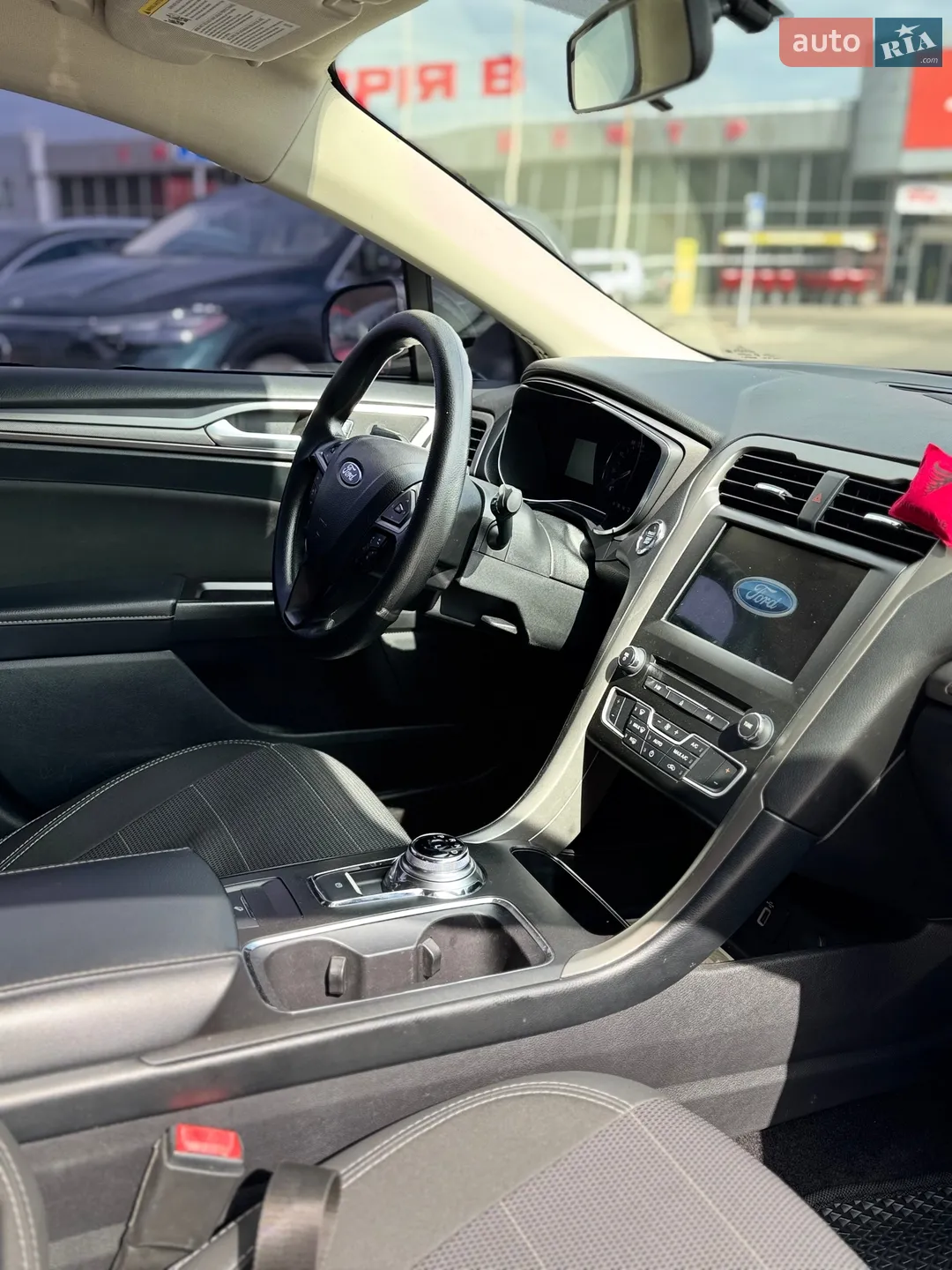2017 Ford Fusion - мініатюра 14