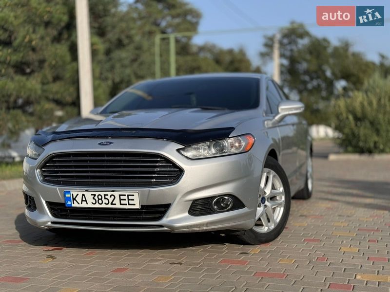 Седан Ford Fusion 2013 в Измаиле