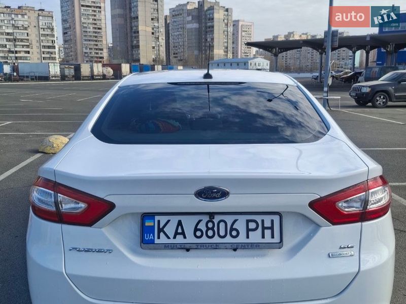 Седан Ford Fusion 2013 в Киеве