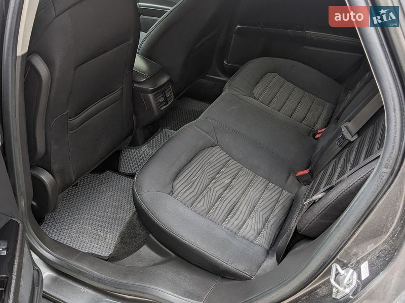 Седан Ford Fusion 2015 в Киеве фото 17 Седан Ford Fusion 2015 в Киеве
