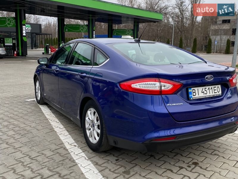 Седан Ford Fusion 2015 в Кременчуге