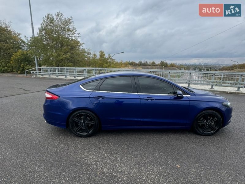 Седан Ford Fusion 2015 в Запорожье