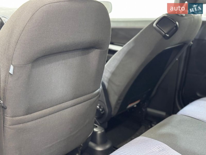 Хэтчбек Ford Fusion 2007 в Стрые